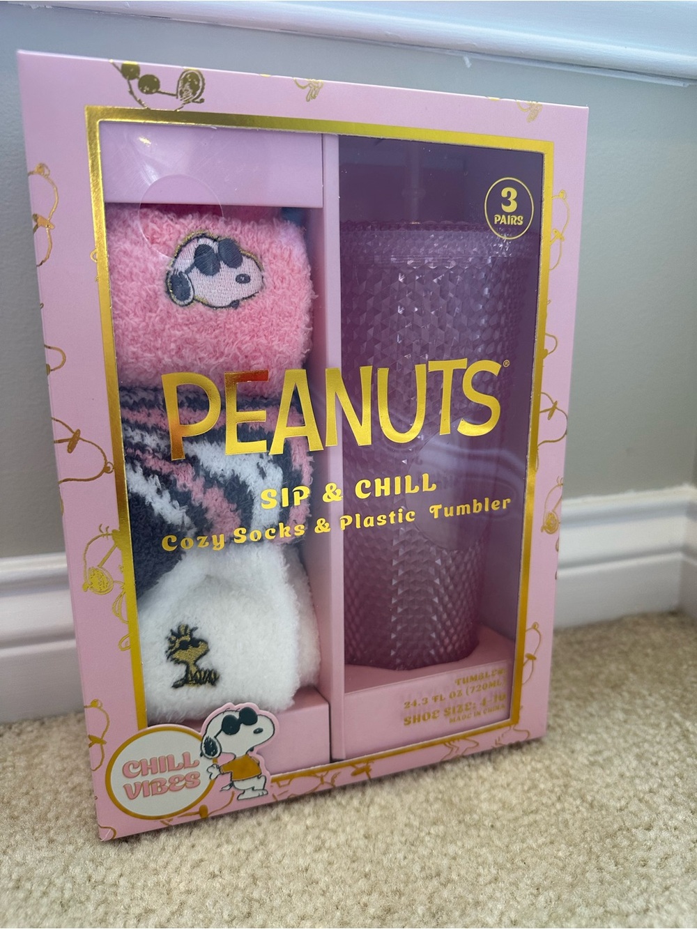 Peanuts Pink & White Snoopy Cozy Socks with Pink Textured Tumbler Gift Set - Picture 2 of 4